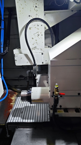 CHIAH CHYUN CB-32M 7-AXIS CNC SLIDING HEAD LATHE